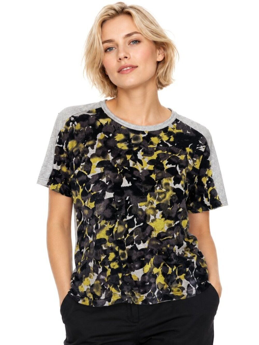 St. John Yellow Label Grey Yellow Camo Print Tee Shirt